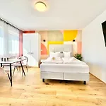 Stylische Wohnung Mit Balkon