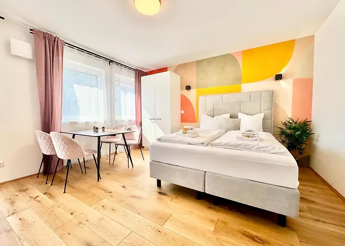 Stylische Wohnung Mit Balkon